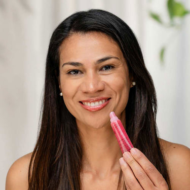 Evolve Bio-Retinol Glossy Lip Oil