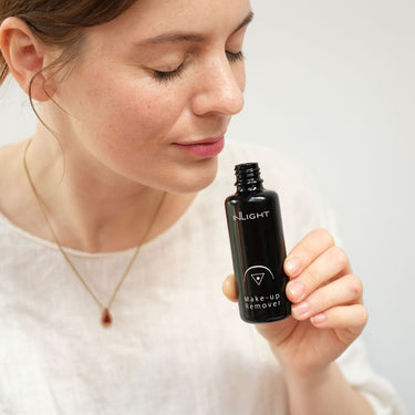Inlight Make-Up Remover