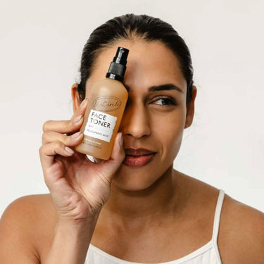 UpCircle Face Toner with Hyaluronic Acid