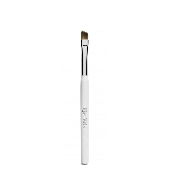 Kjaer Weis | Angle Brush | Organic Make-Up
