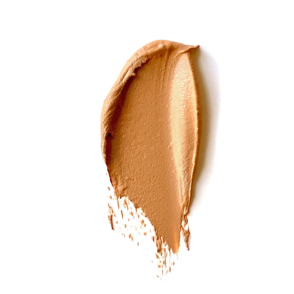 Kjaer Weis The Concealer M240 swatch