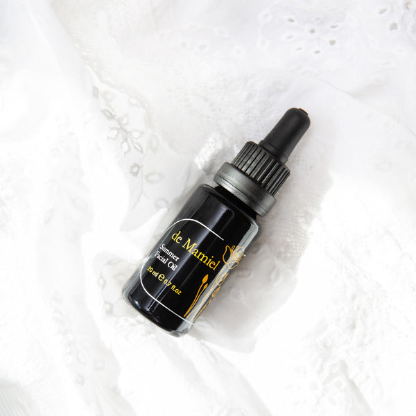 De Mamiel Summer Facial Oil | UK | Content Beauty & Wellbeing